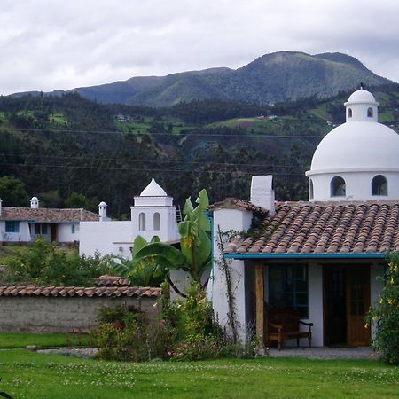 Las Palmeras Inn Otavalo Eksteriør billede