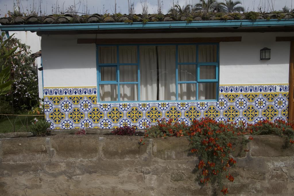 Las Palmeras Inn Otavalo Eksteriør billede