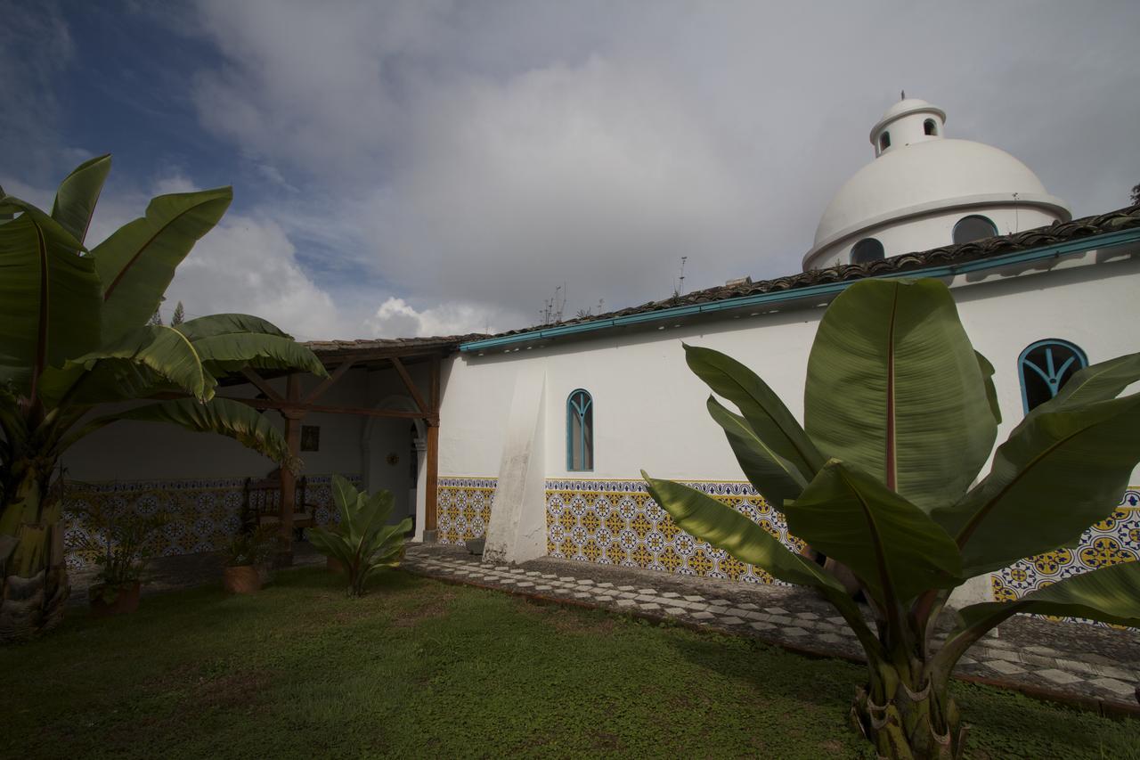 Las Palmeras Inn Otavalo Eksteriør billede